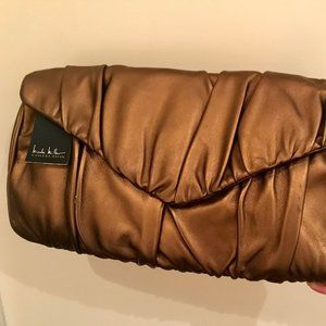 Beautiful bronze Nicole Miller new clutch w/tags!
